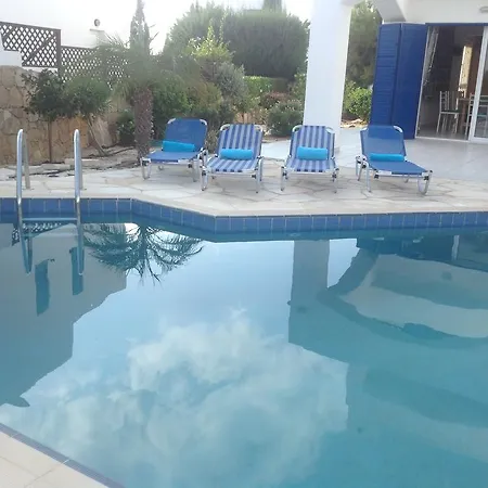 Alice Case de vacanță Paphos
